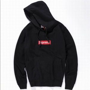 Supreme pullover